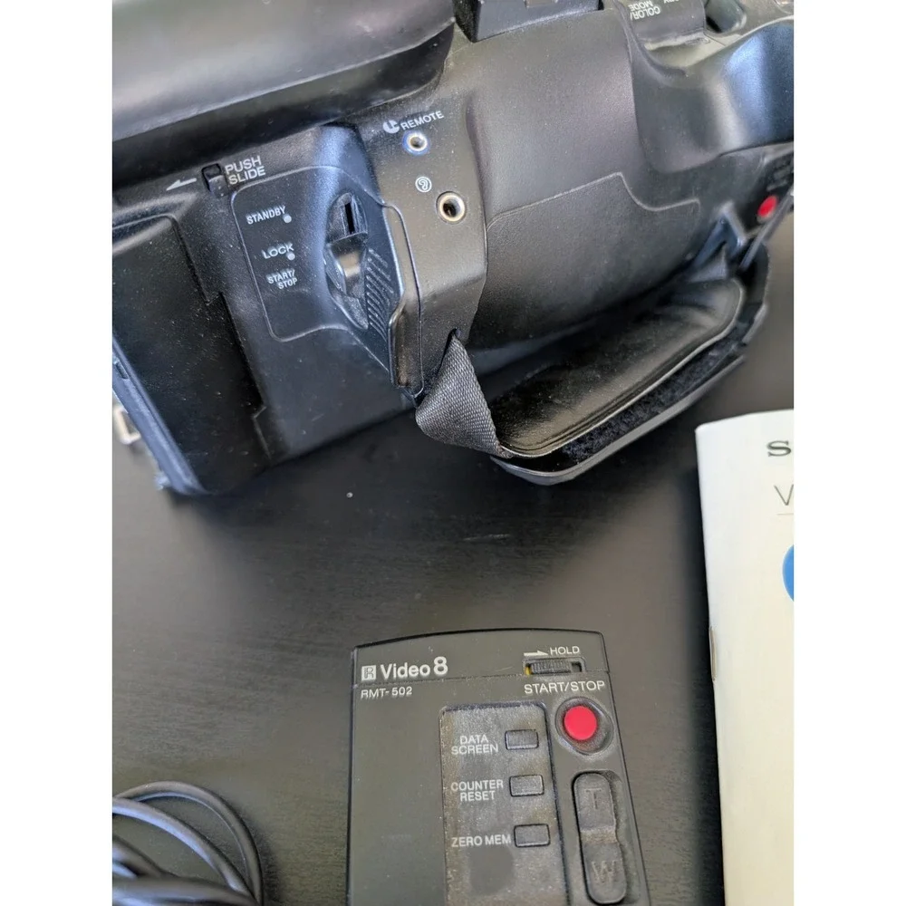 Sony Handycam CCD-F55 Camcorder & Accessories Chargers UNTESTED
